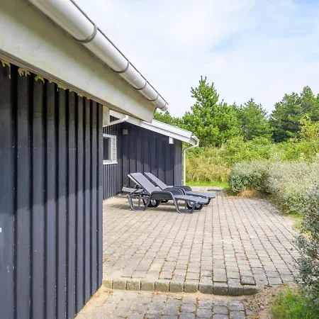 Holiday Henne Cvii Feriehus